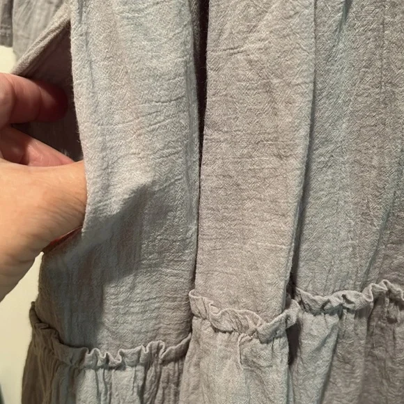 NWOT Beautiful women’s EASEL dress - Picture 6 of 16